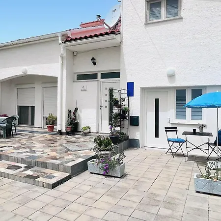 Apartmán Cozy In With Wifi Vrsi